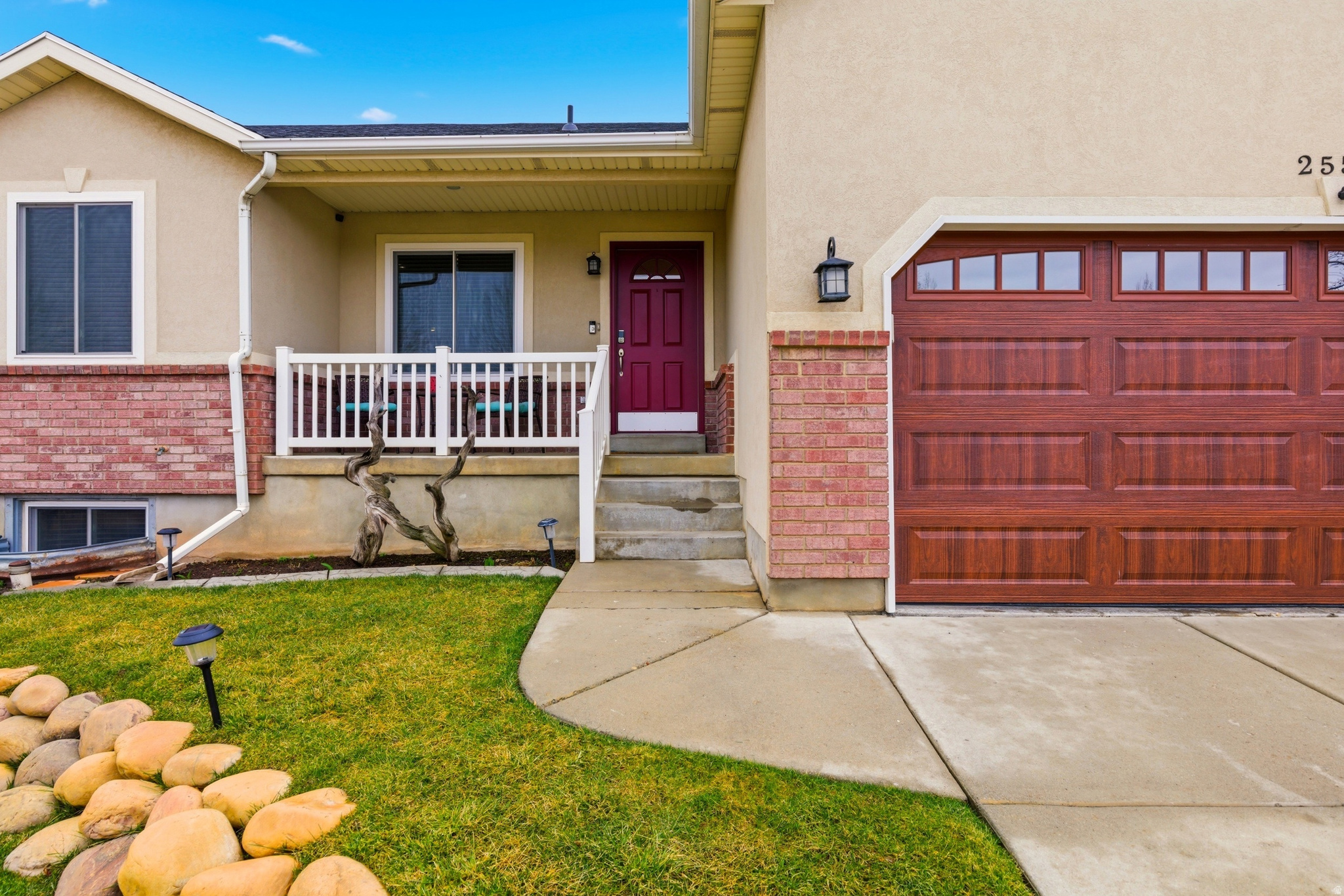 EDGEWATER ESTATES - Residential