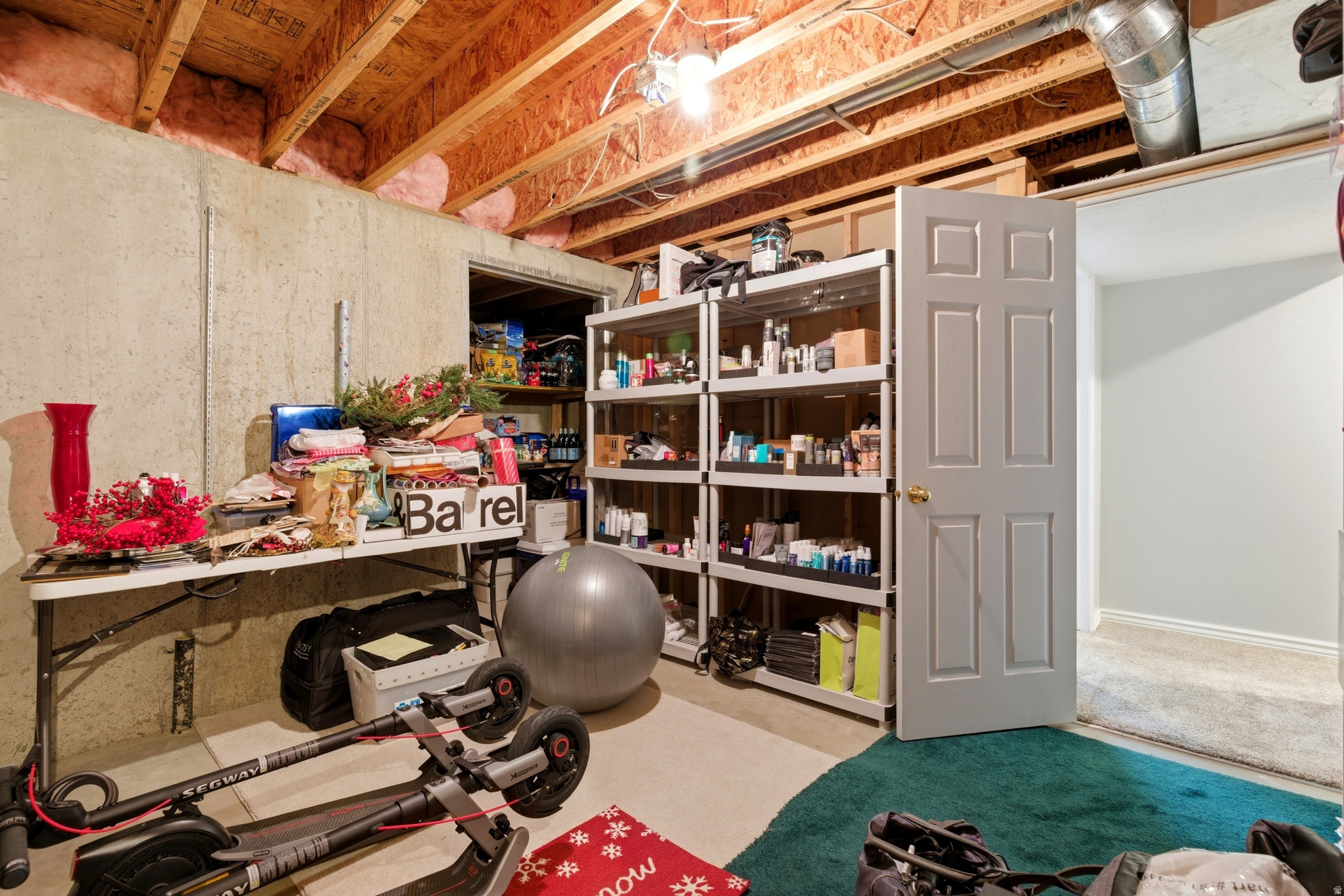 EDGEWATER ESTATES - Residential