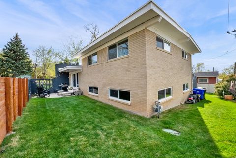 Tiny photo for 749 E 400 N, Bountiful, UT 84010 (MLS # 2147239)