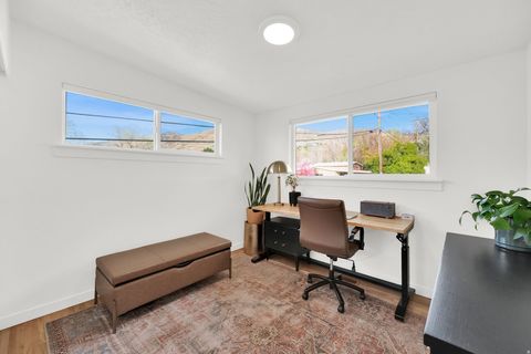 Tiny photo for 749 E 400 N, Bountiful, UT 84010 (MLS # 2147239)