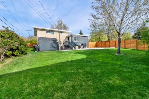 Tiny photo for 749 E 400 N, Bountiful, UT 84010 (MLS # 2147239)