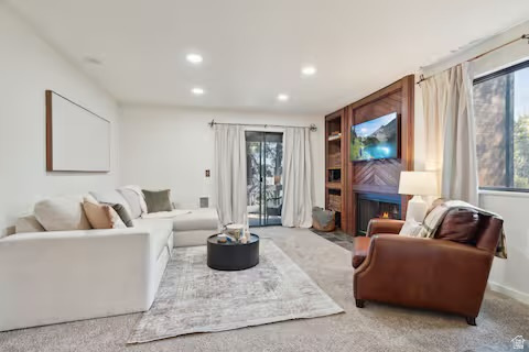 RED PINE CHALETS CONDO - Residential