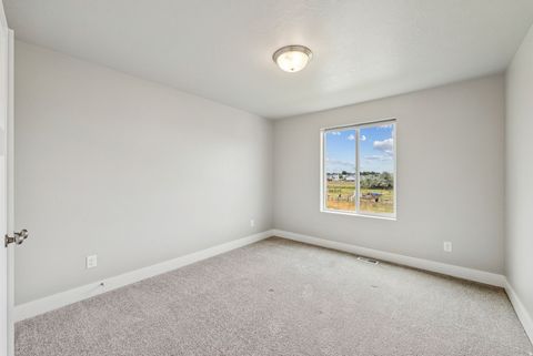 Tiny photo for 4269 W 2025 S, Taylor, UT 84401 (MLS # 2129031)