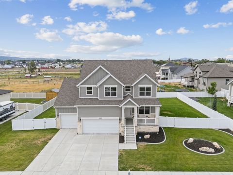 Tiny photo for 4269 W 2025 S, Taylor, UT 84401 (MLS # 2129031)
