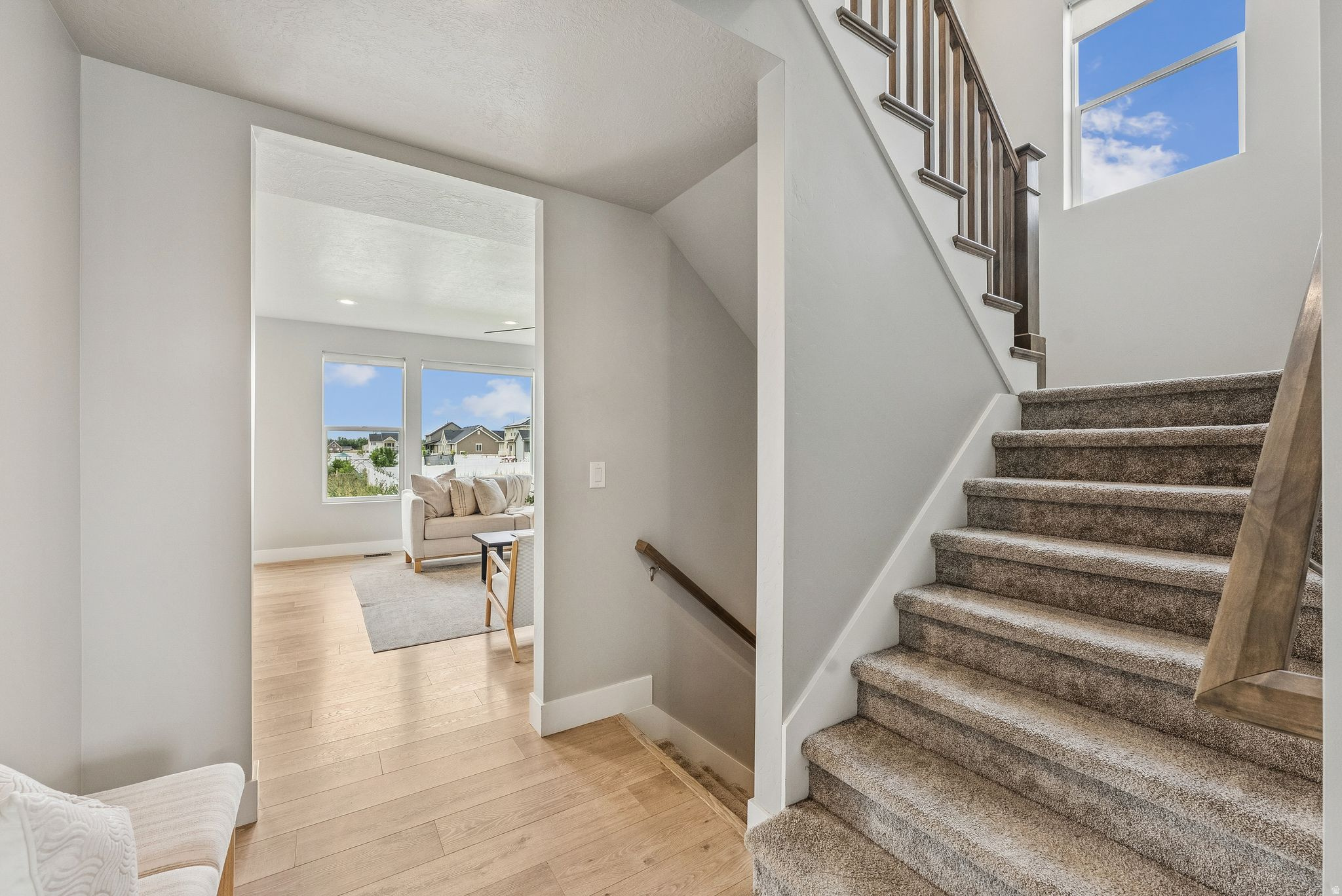 SUNSET EQUESTRIAN - Residential