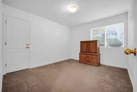 Tiny photo for 1234 W OAKRIDGE DR N, Farmington, UT 84025 (MLS # 2169242)