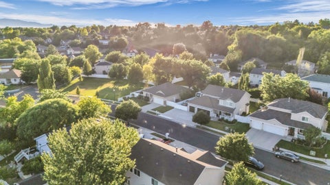 Tiny photo for 1234 W OAKRIDGE DR N, Farmington, UT 84025 (MLS # 2169242)
