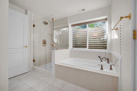 Tiny photo for 1234 W OAKRIDGE DR N, Farmington, UT 84025 (MLS # 2169242)
