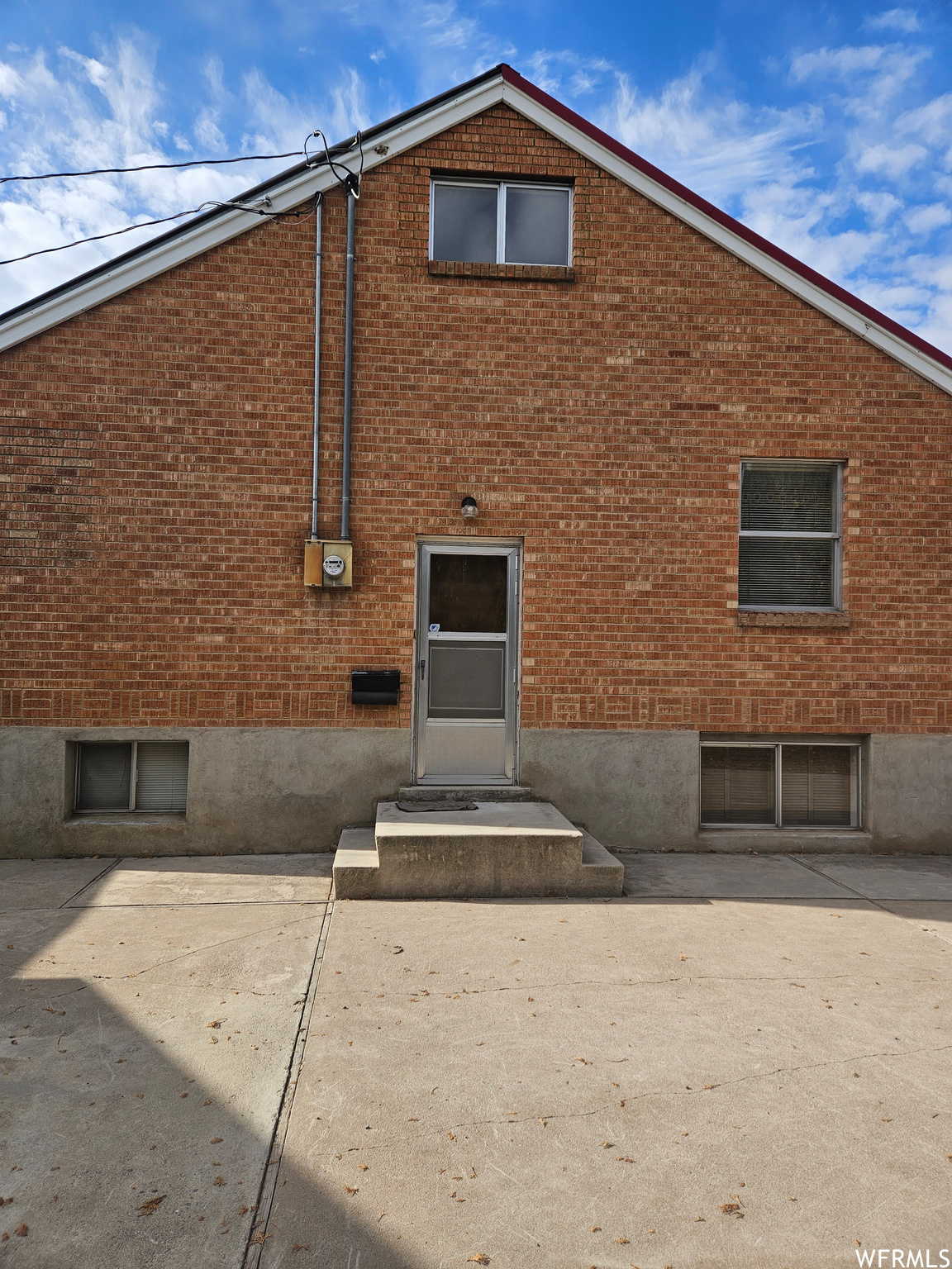 BIRCHWOOD - Commercial Sale