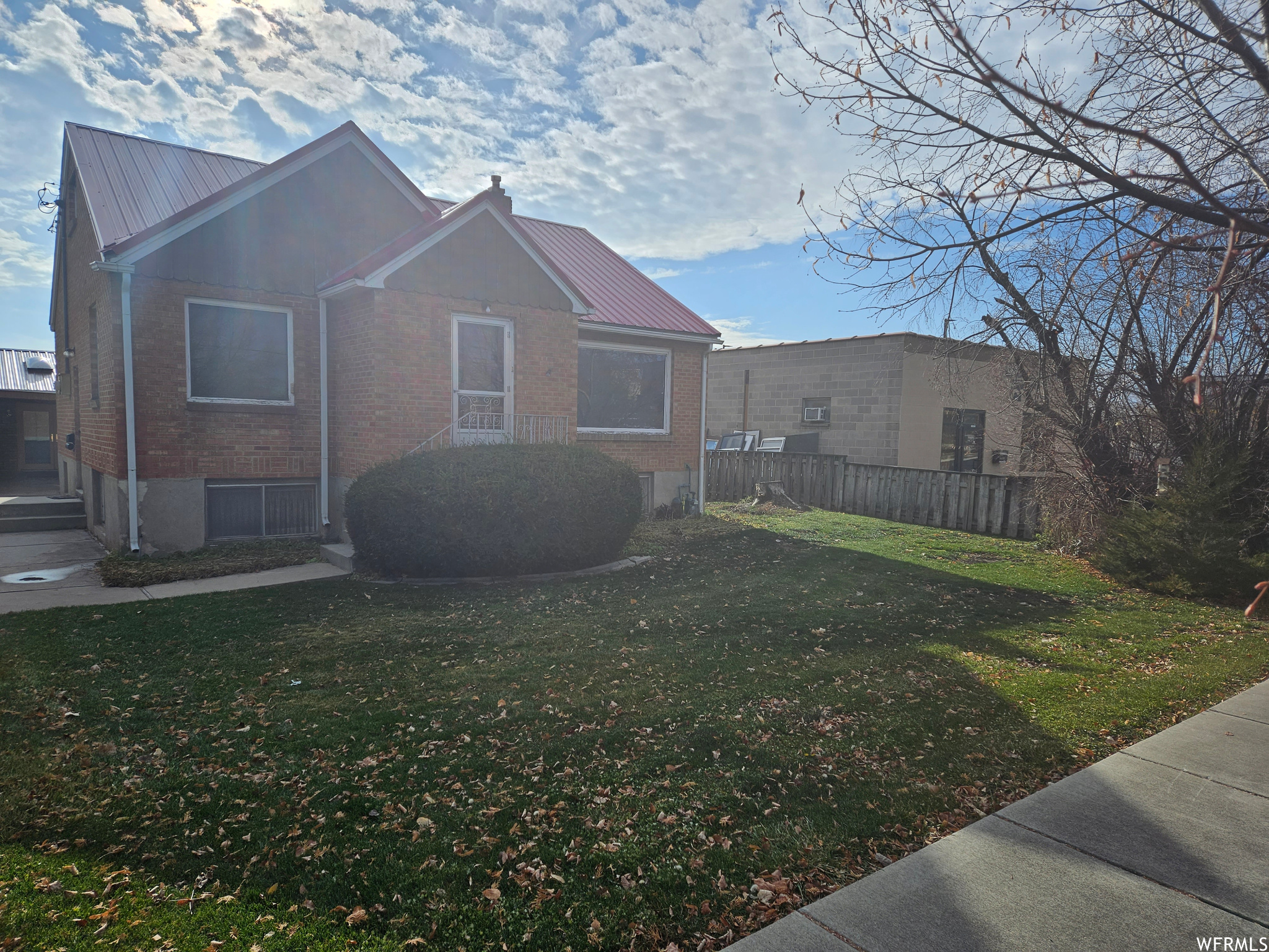 BIRCHWOOD - Commercial Sale