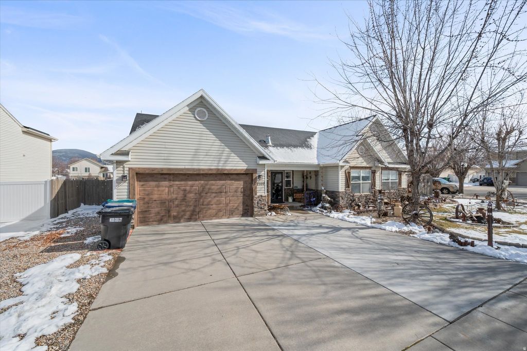 Photo of 2337 S 1500 W, Woods Cross, UT 84087 (MLS # 2138934)