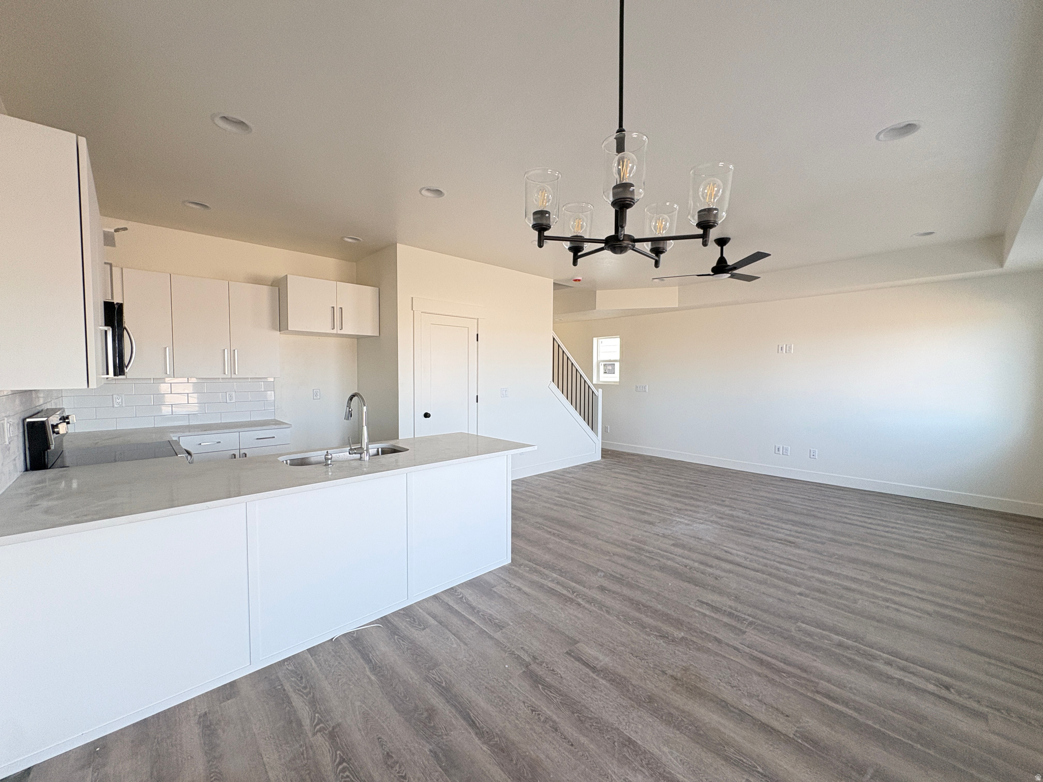 SALT GRASS - Residential