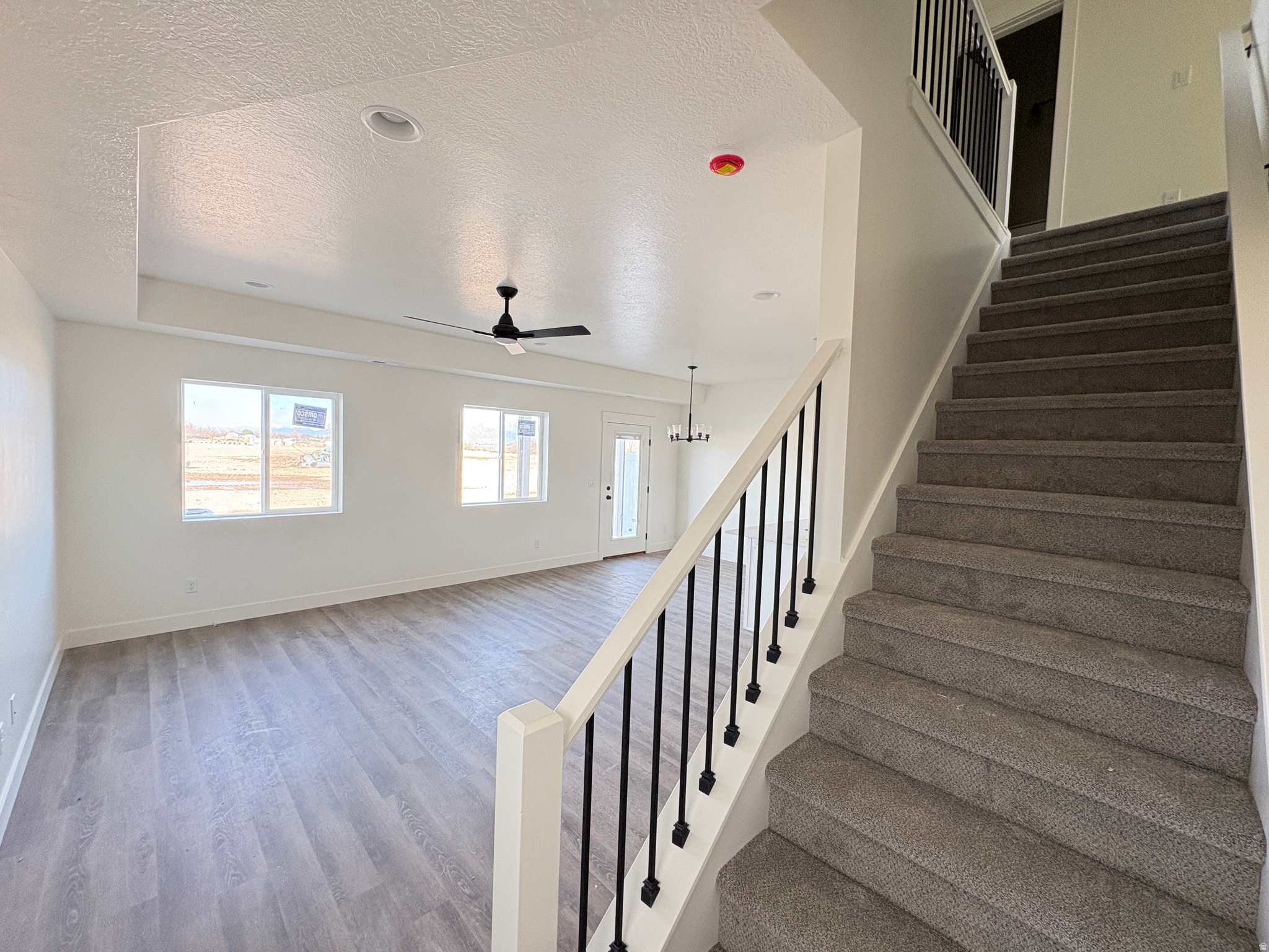 SALT GRASS - Residential