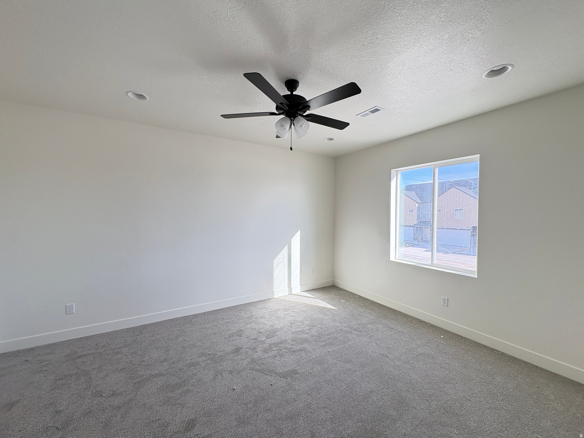 SALT GRASS - Residential