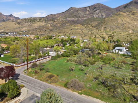 Homes For Sale - 3963 W 9850<br/> Cedar Hills, UT 84062