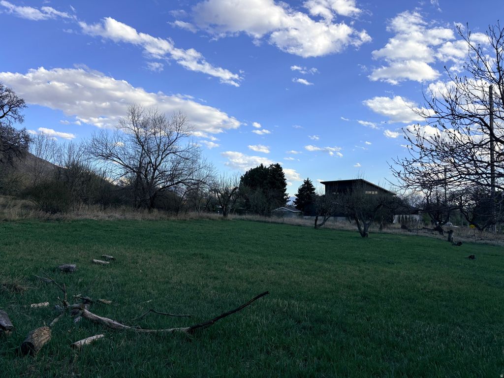 Photo of 3963 W 9850 N, Cedar Hills, UT 84062 (MLS # 2146253)