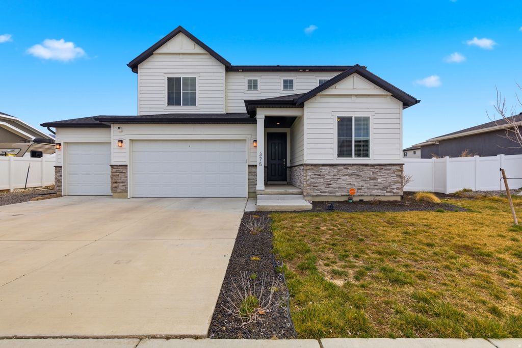 Photo of 375 W PALOMINO WAY, Stansbury Park, UT 84074 (MLS # 2142673)