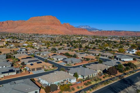 Tiny photo for 463 W COUGAR WAY, Ivins, UT 84738 (MLS # 2127002)