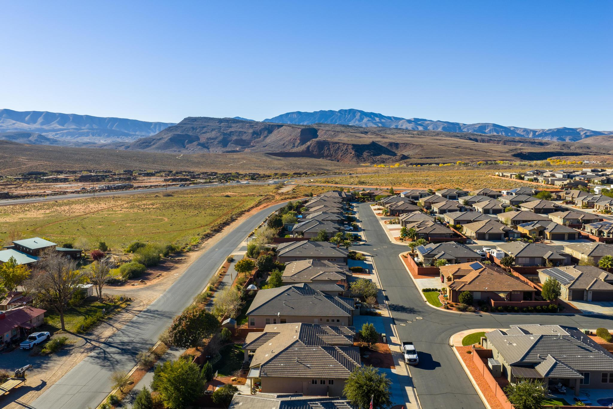 CLIFFROSE PH 2 - Residential