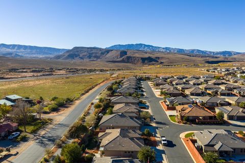 Tiny photo for 463 W COUGAR WAY, Ivins, UT 84738 (MLS # 2127002)