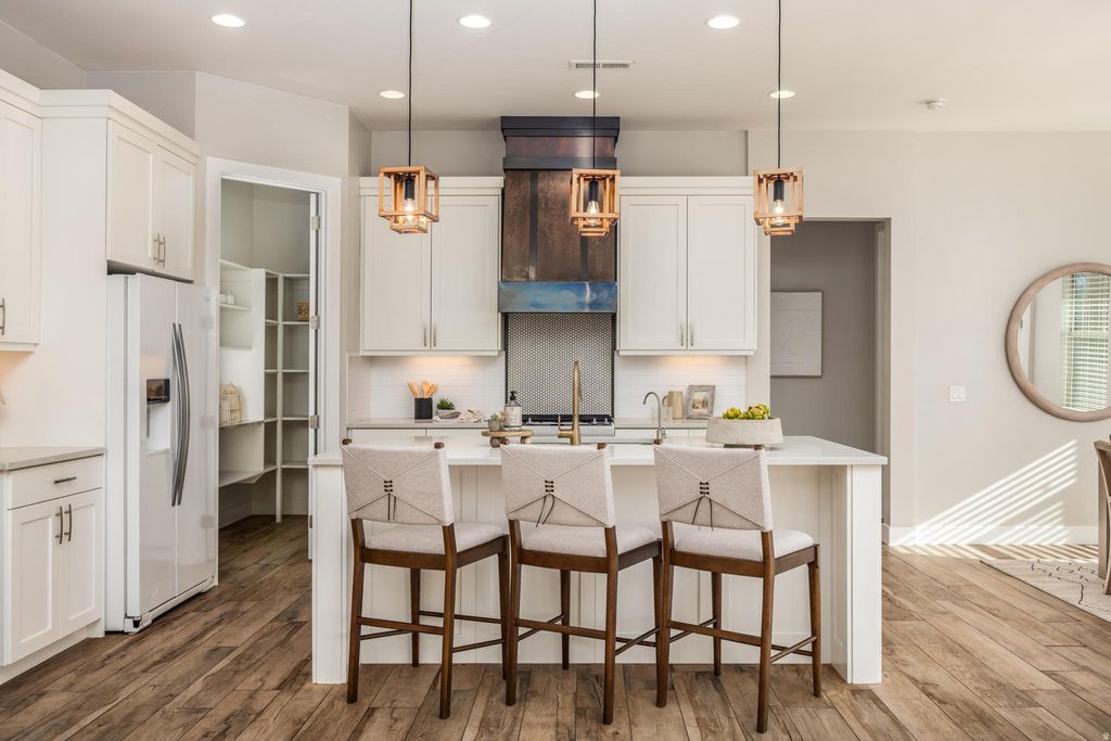 Photo of 463 W COUGAR WAY, Ivins, UT 84738 (MLS # 2127002)