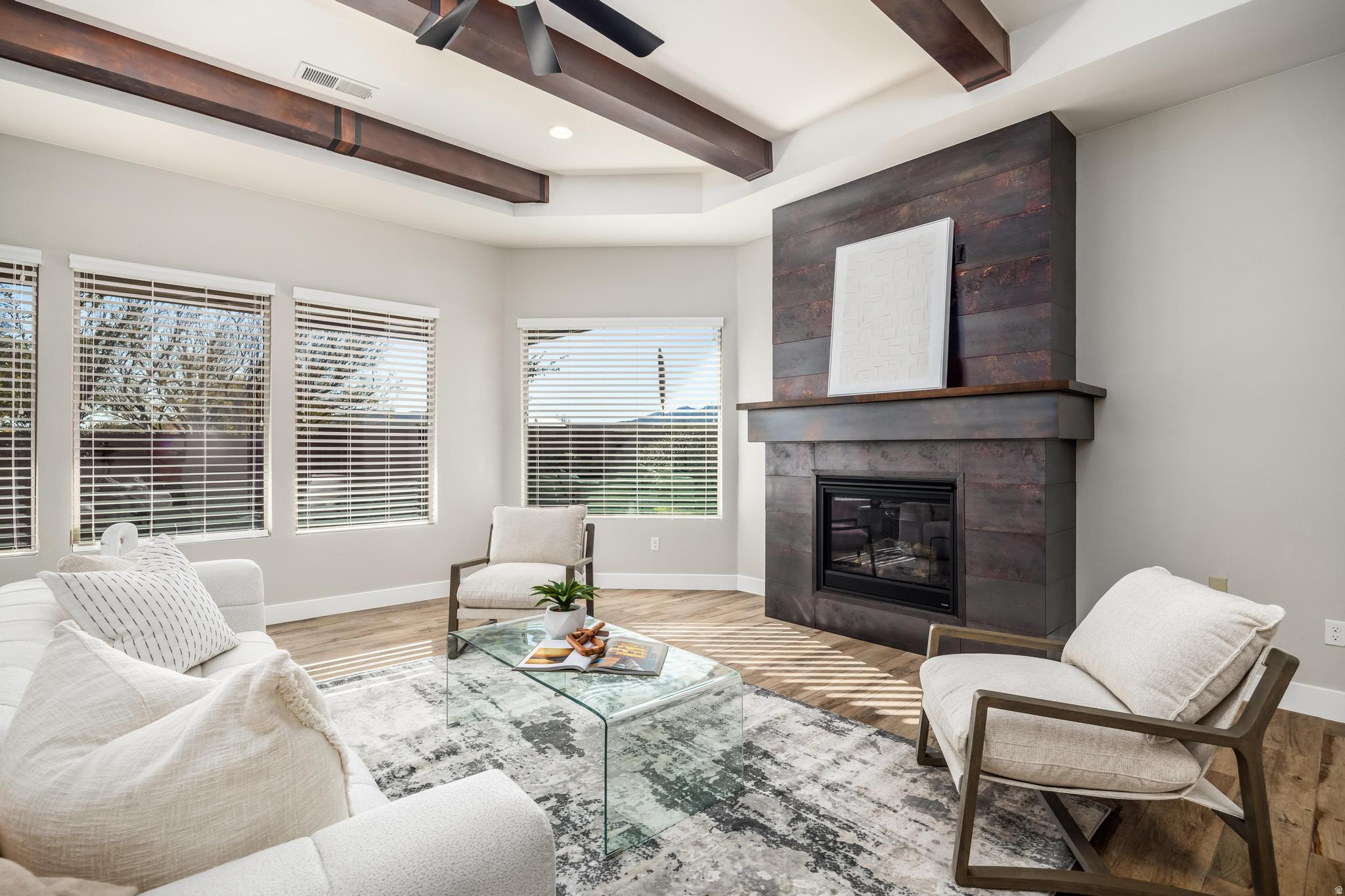 CLIFFROSE PH 2 - Residential