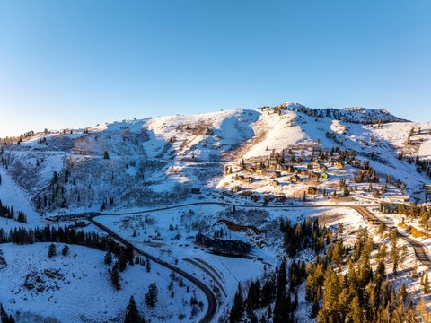 Tiny photo for 6809 E 6725 N, Eden, UT 84310 (MLS # 2129145)