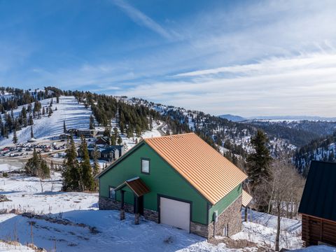 Tiny photo for 6809 E 6725 N, Eden, UT 84310 (MLS # 2129145)