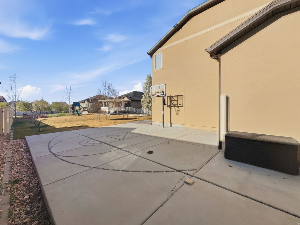 Photo of 3168 W WILD FLOWER LN, Lehi, UT 84048 (MLS # 2146004)