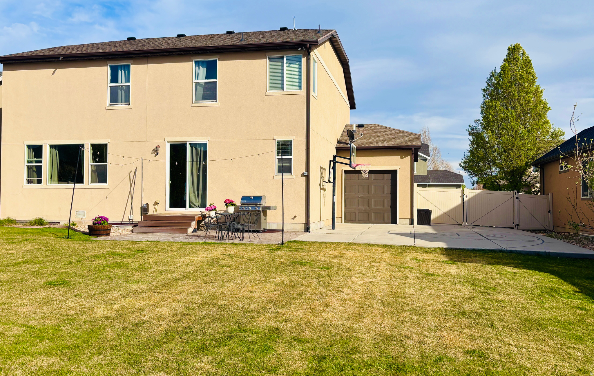 THANKSGIVING MEADOWS PUD - Residential