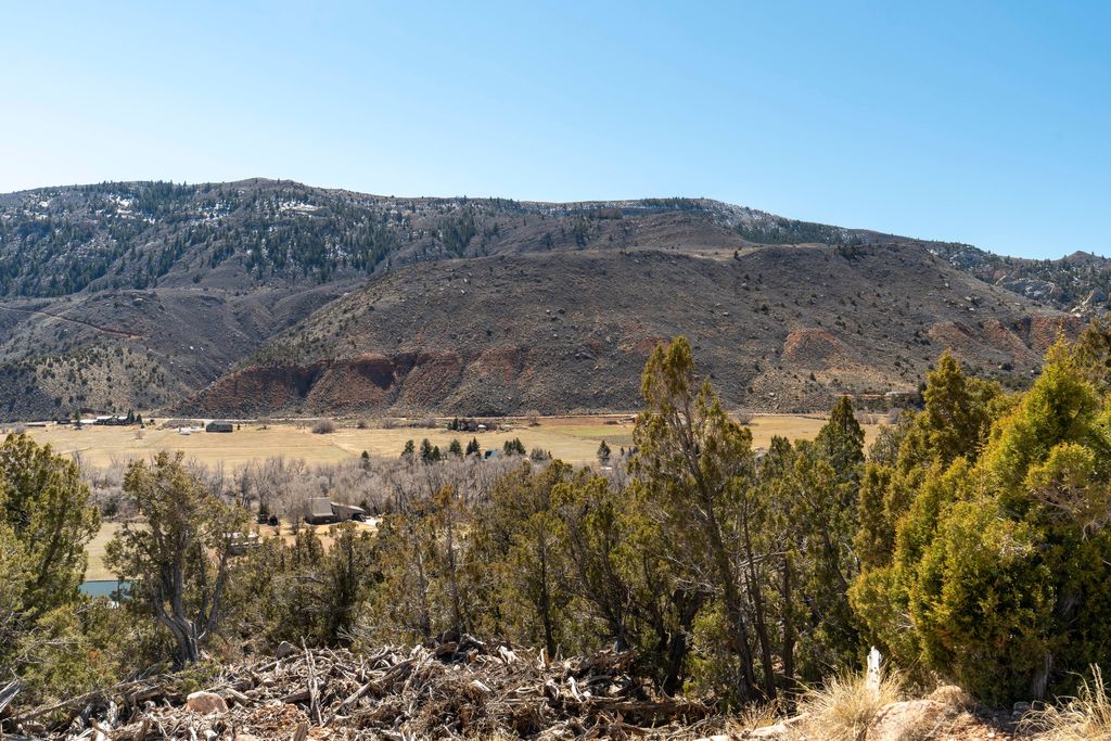 Photo of 8094 RED CLOUD LOOP W, Vernal, UT 84078 (MLS # 2146676)