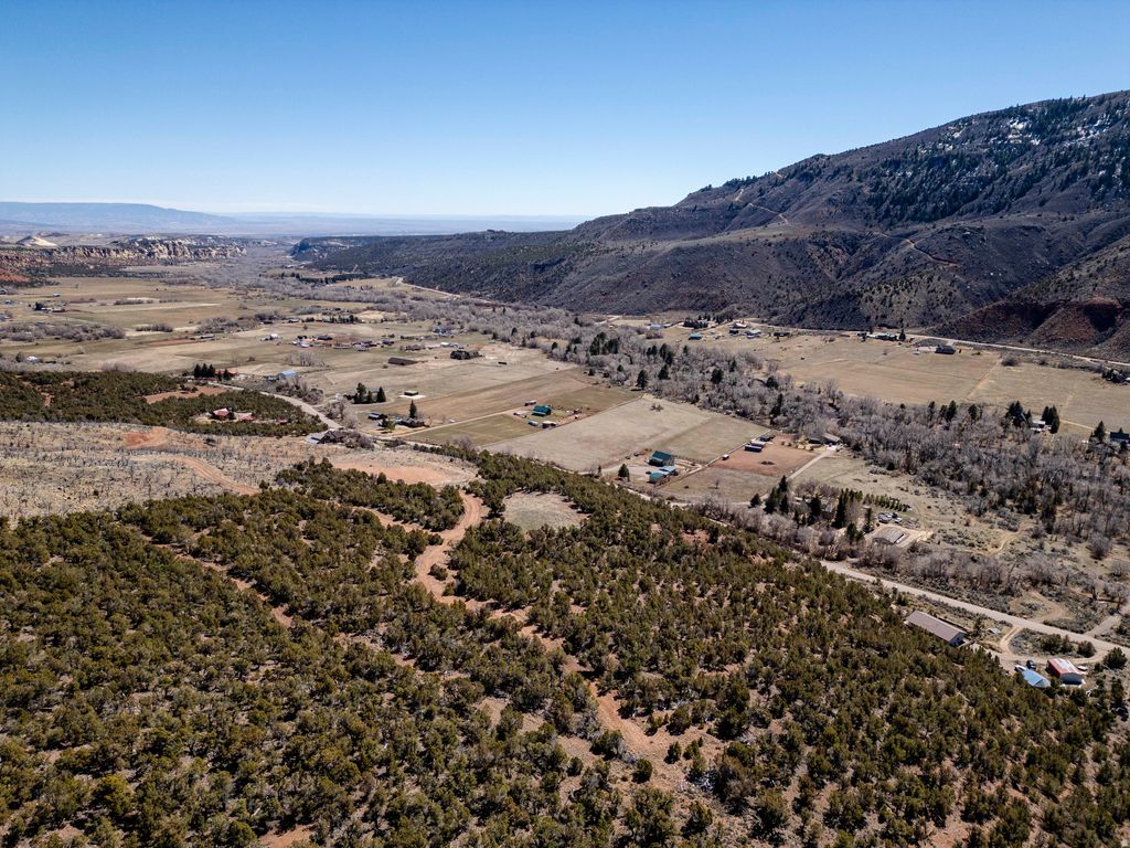Photo of 8094 RED CLOUD LOOP W, Vernal, UT 84078 (MLS # 2146676)