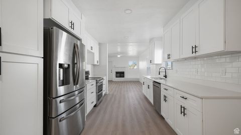 Tiny photo for 211 S 1000 E, Provo, UT 84606 (MLS # 2118300)