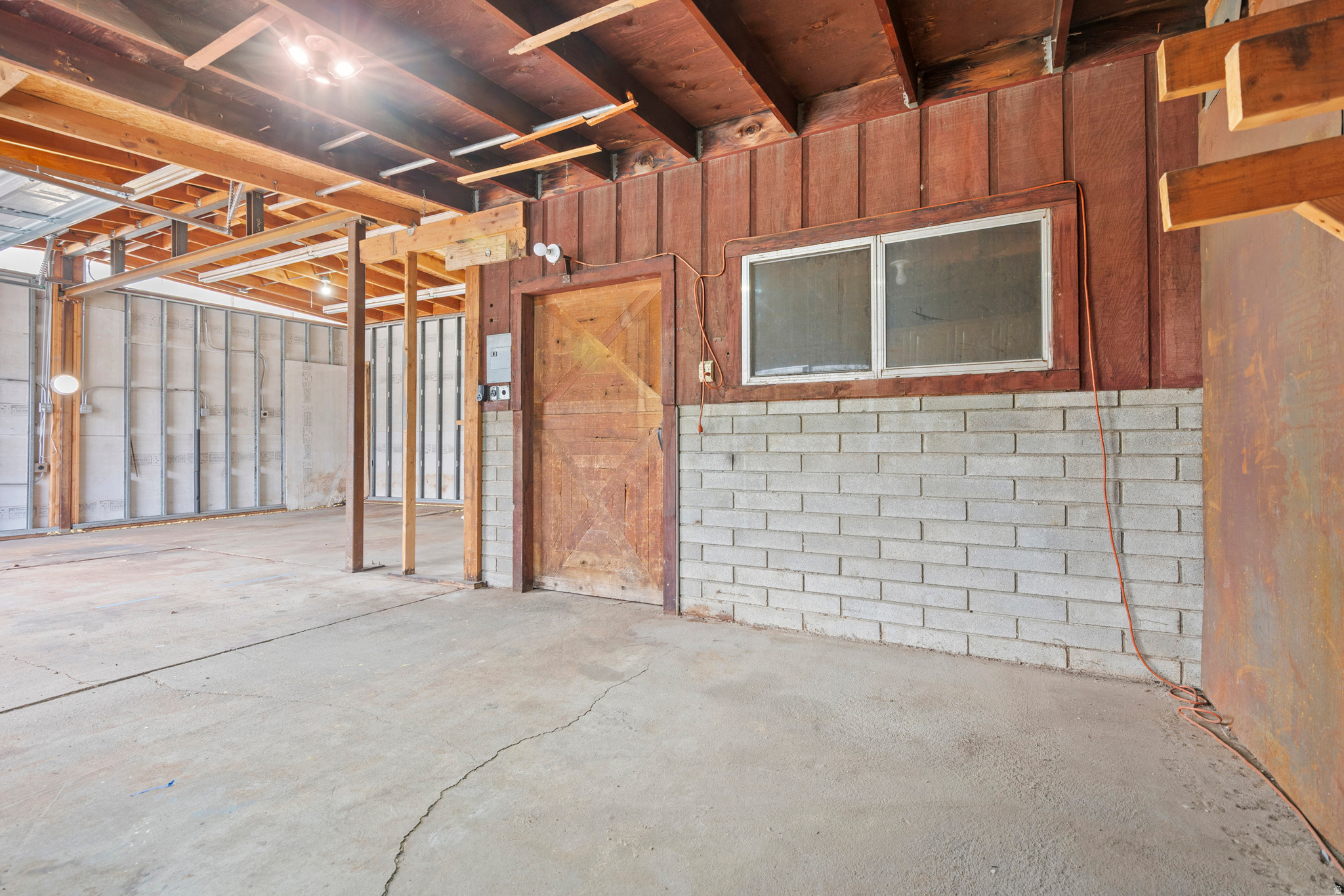 SHALIMAR ACRES - Residential