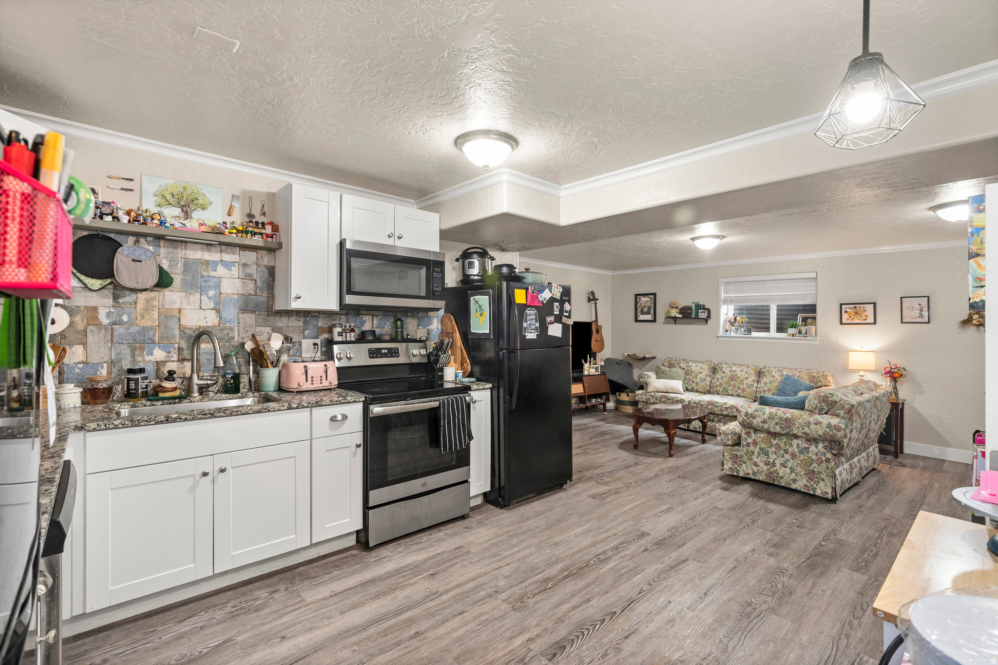 SHALIMAR ACRES - Residential