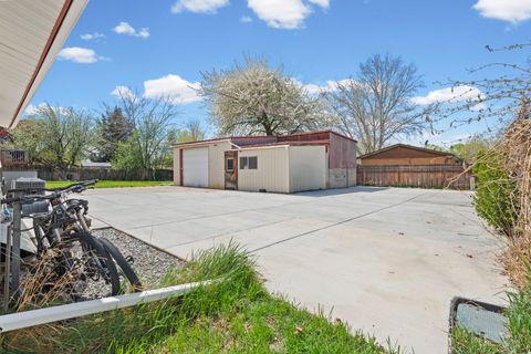 Tiny photo for 691 N 400 E, American Fork, UT 84003 (MLS # 2148247)