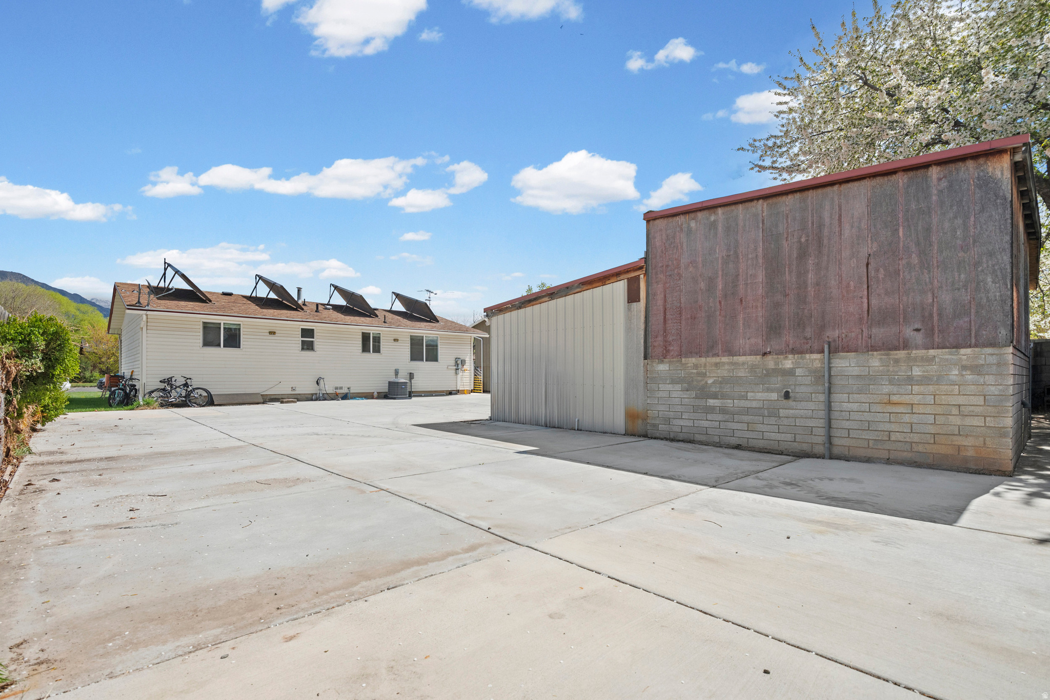 SHALIMAR ACRES - Residential