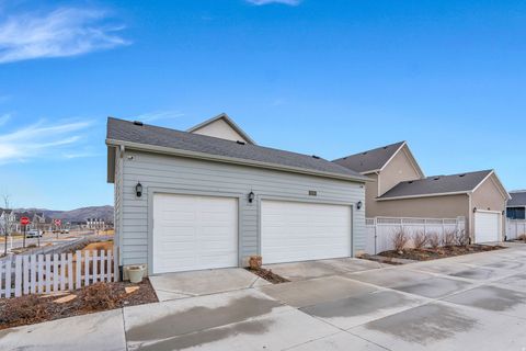 Tiny photo for 6228 W COPPERHAWK DR S, South Jordan, UT 84009 (MLS # 2138057)