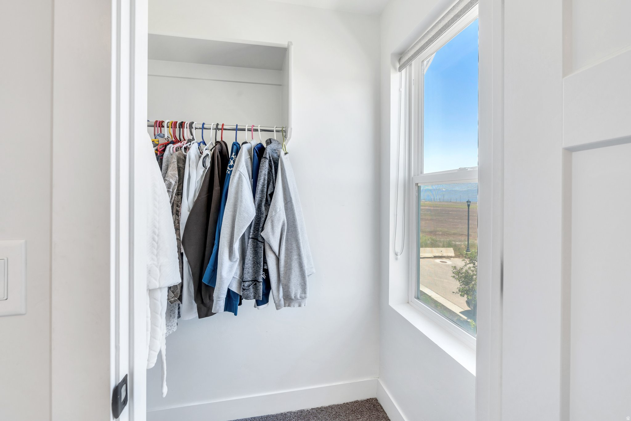 DAYBREAK - Residential