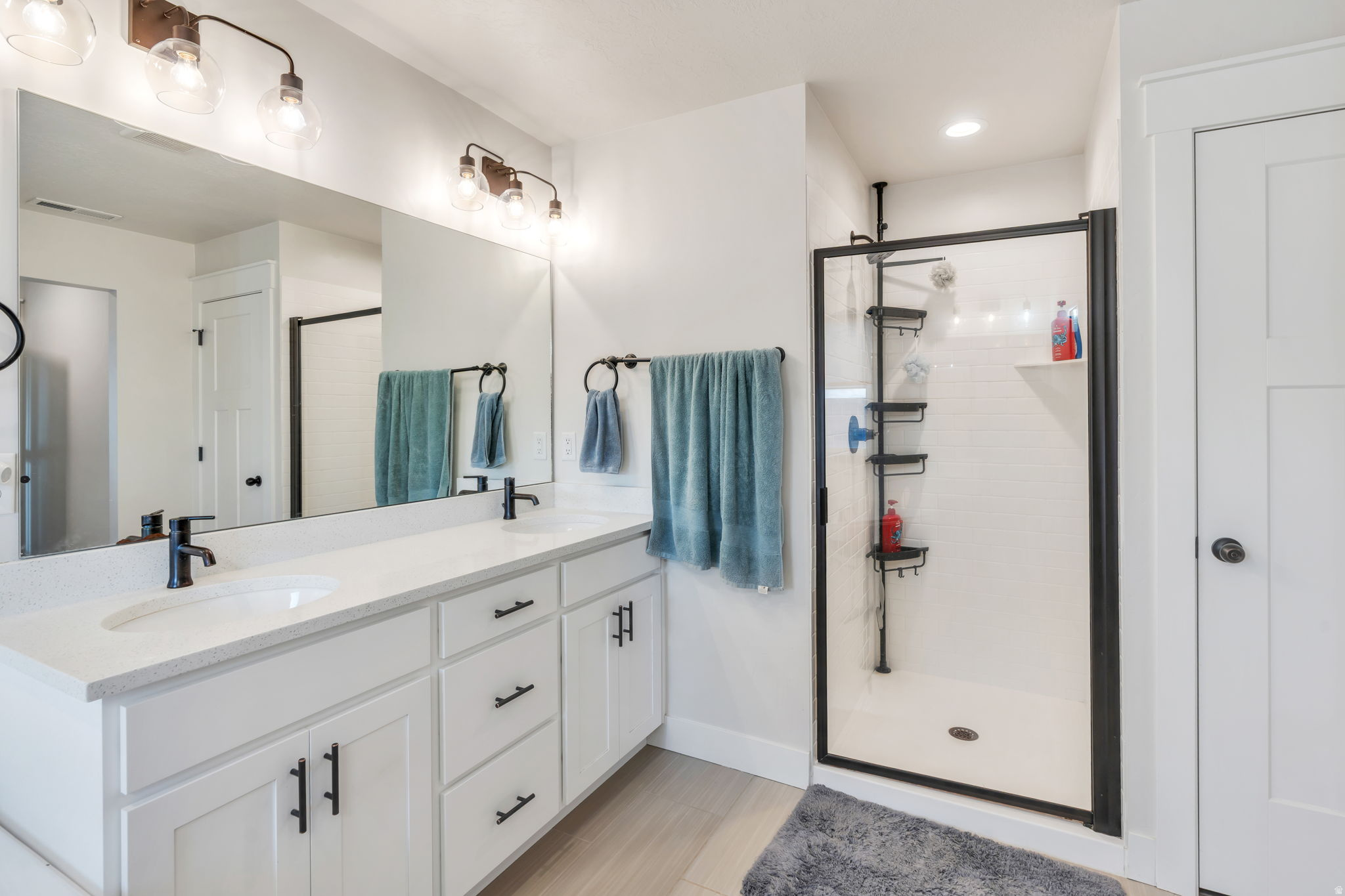 DAYBREAK - Residential