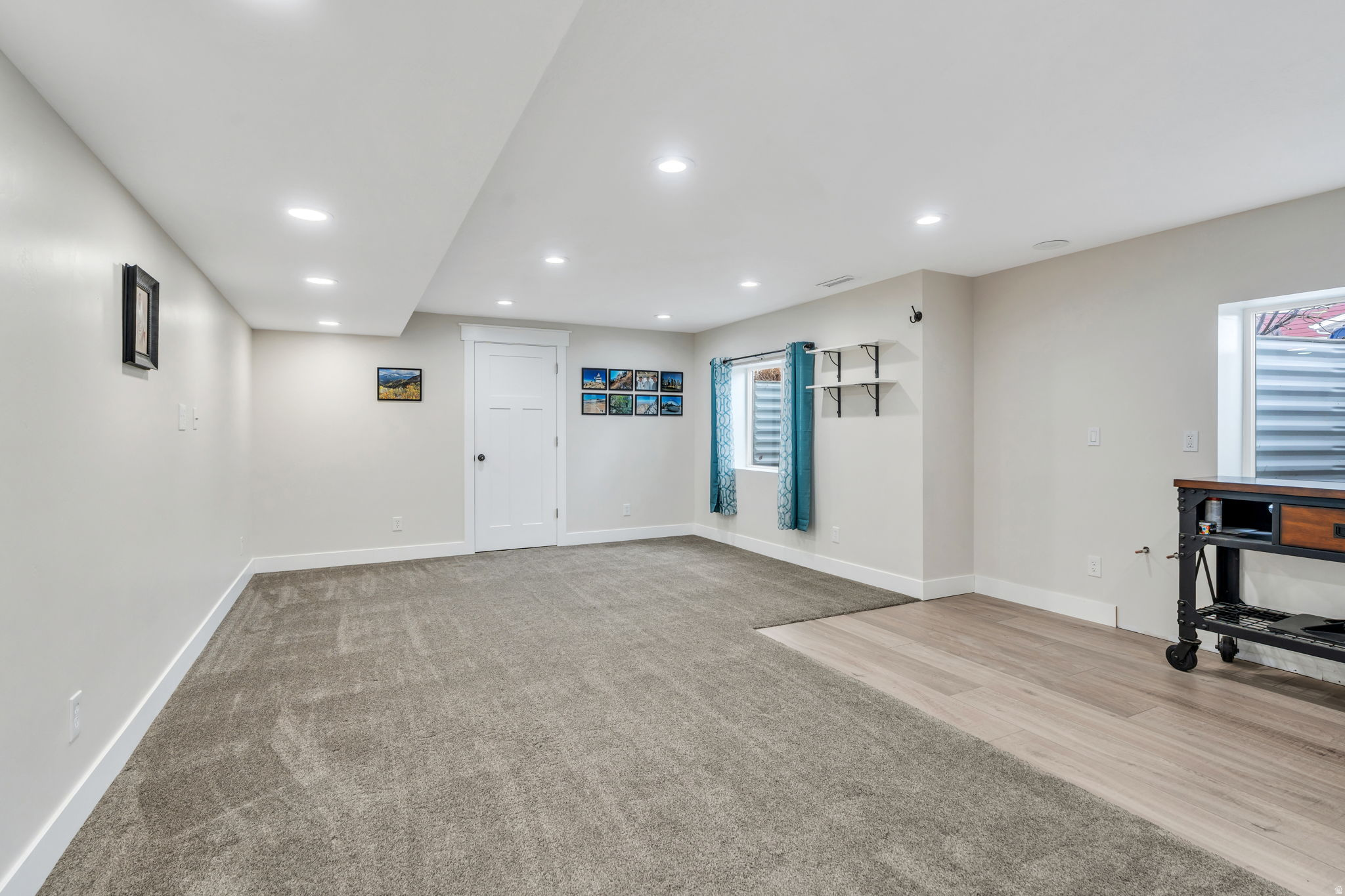 DAYBREAK - Residential