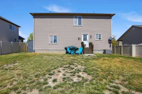 Tiny photo for 4576 E EVANS DR N, Eagle Mountain, UT 84005 (MLS # 2151738)