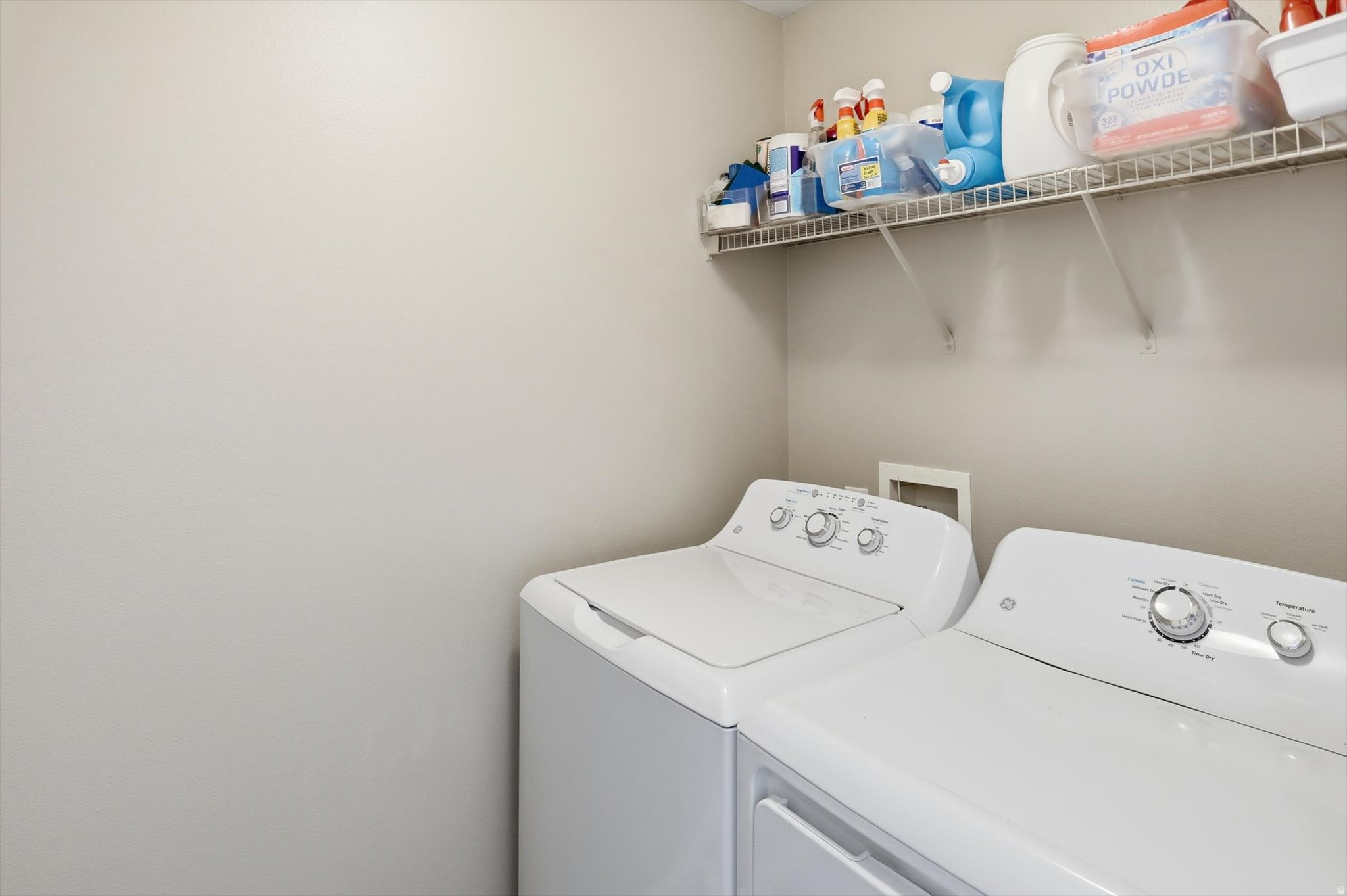 SILVER LAKE - Residential