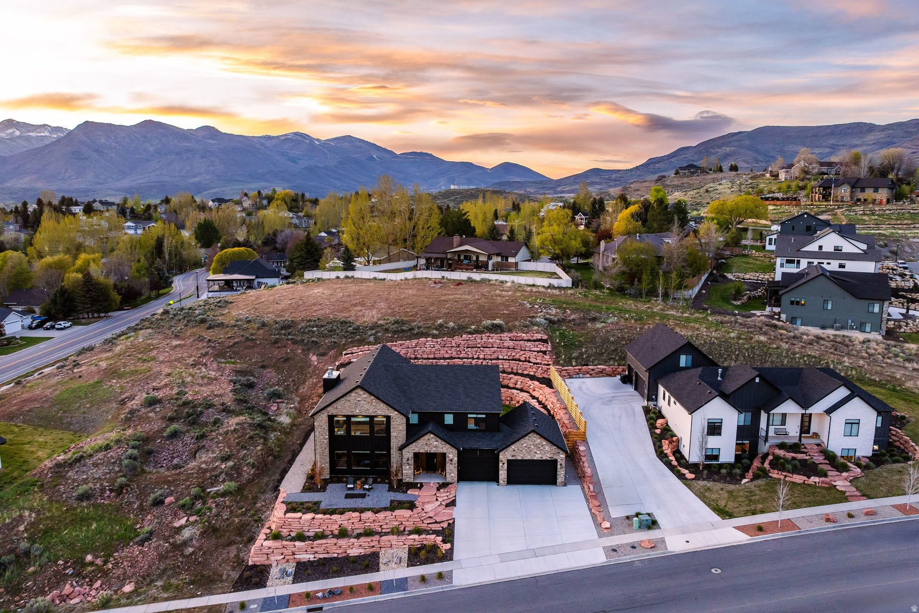 VALLEY HEIGHTS - Residential