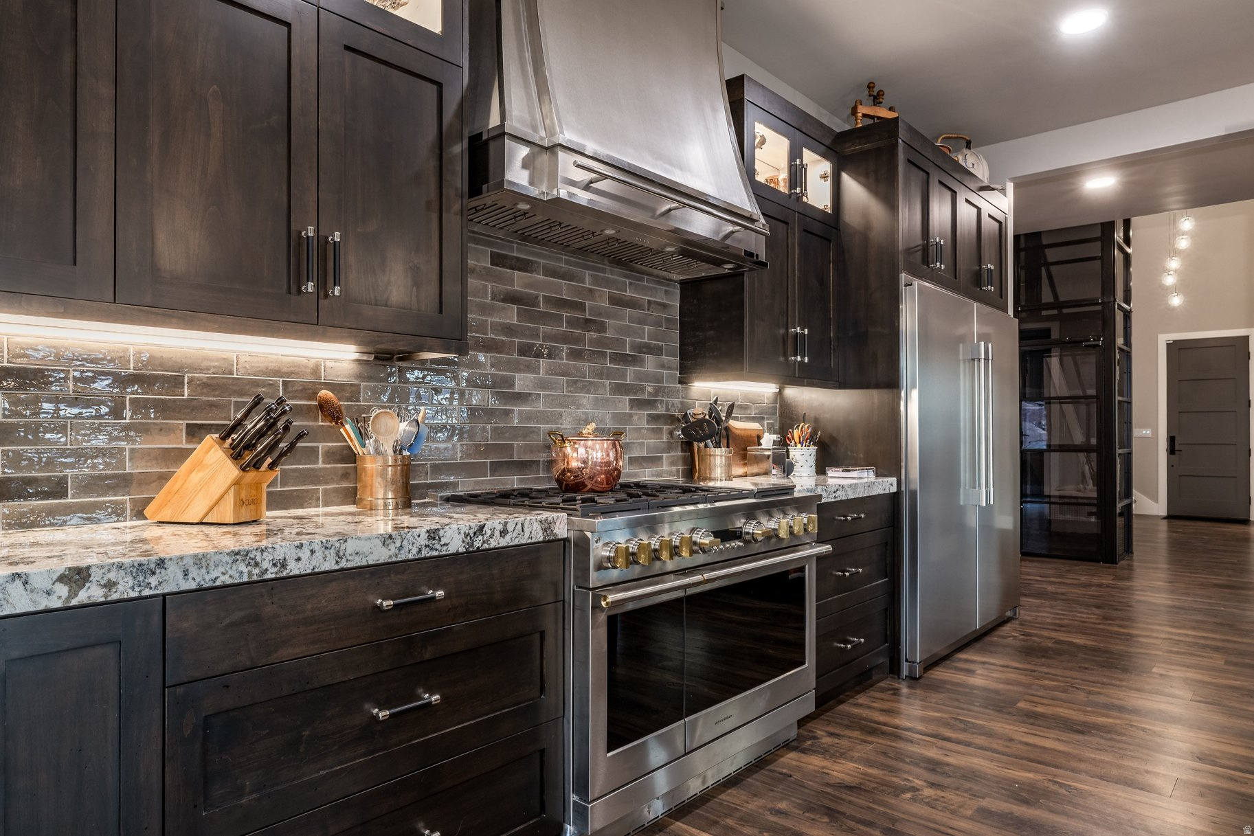 VALLEY HEIGHTS - Residential