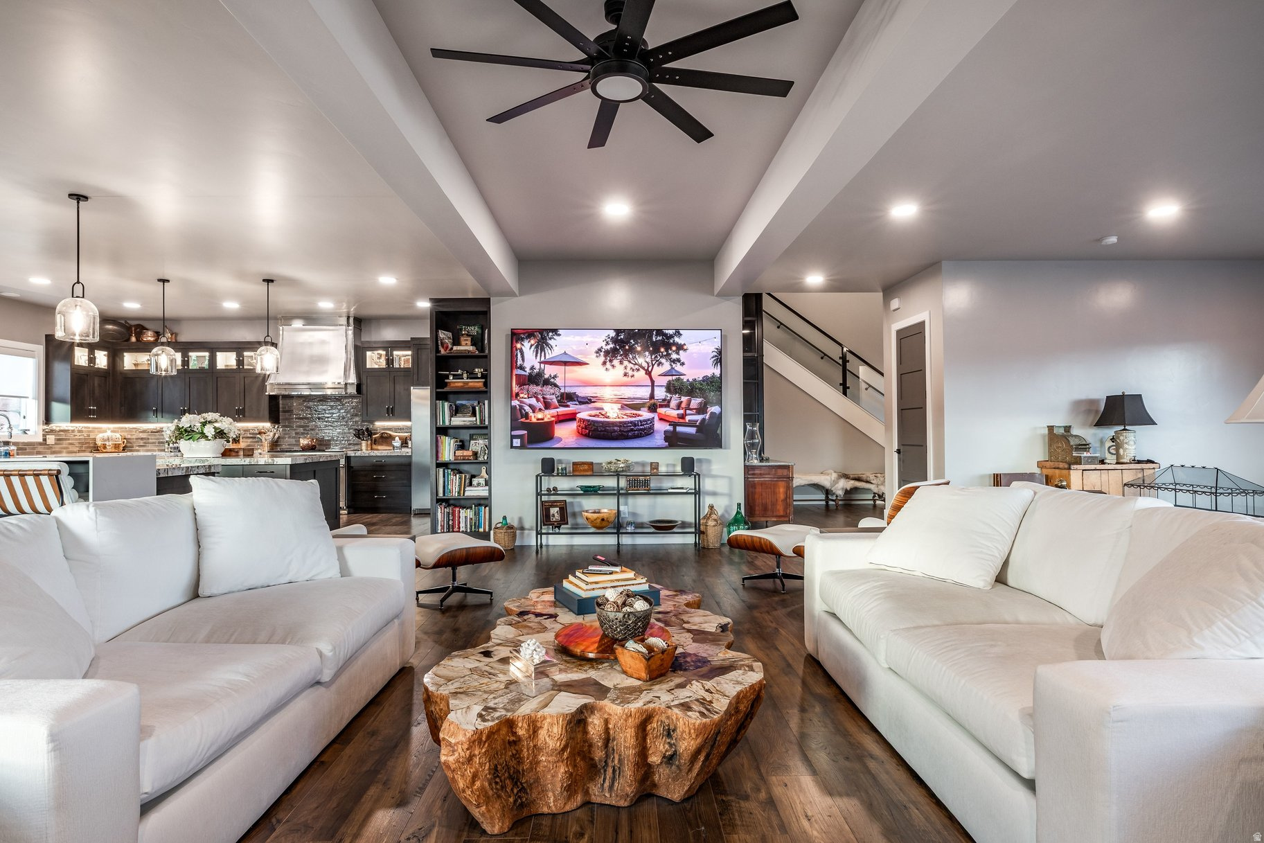 VALLEY HEIGHTS - Residential