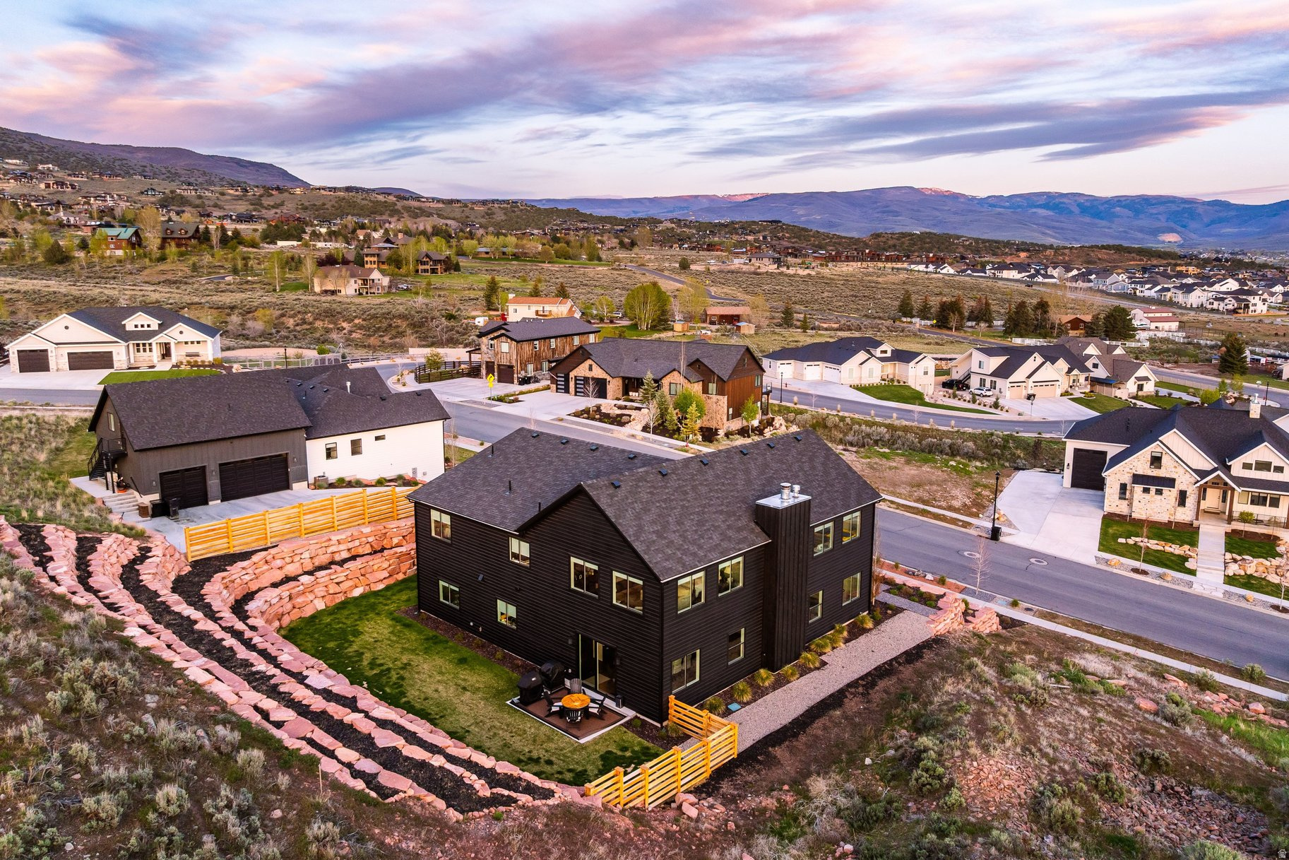 VALLEY HEIGHTS - Residential