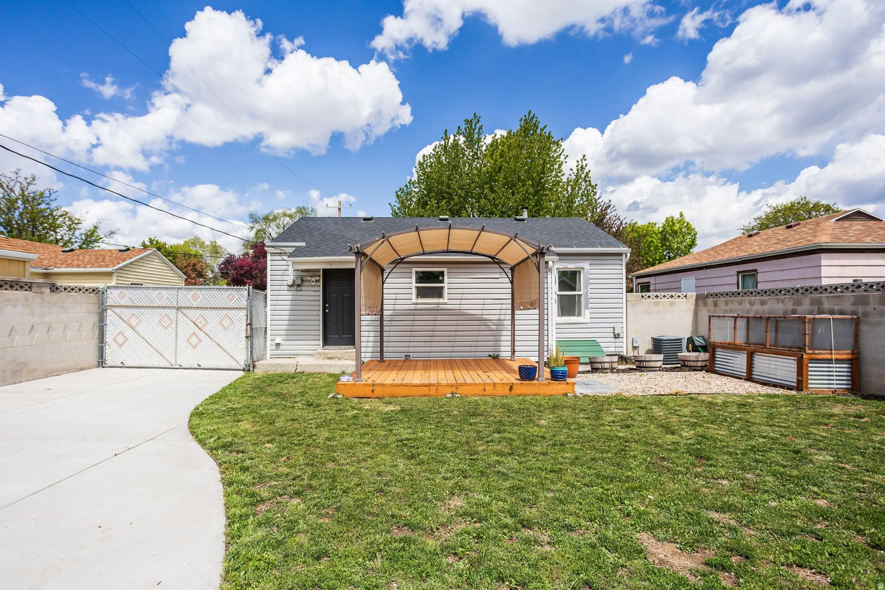 LOWER MILL CREEK - Residential