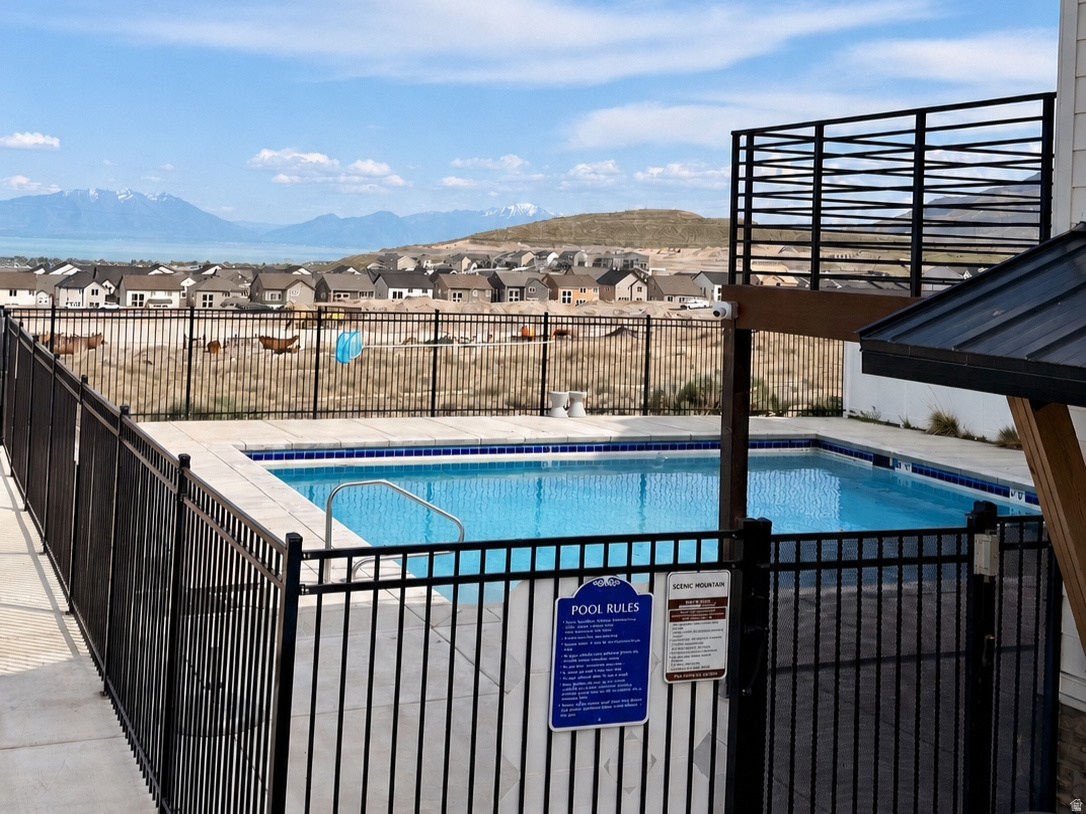 SCENIC MOUNTAIN - Residential