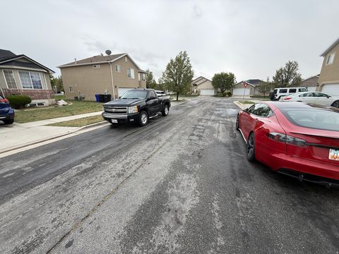 Tiny photo for 1426 S HEATHER LN, Syracuse, UT 84075 (MLS # 2151265)
